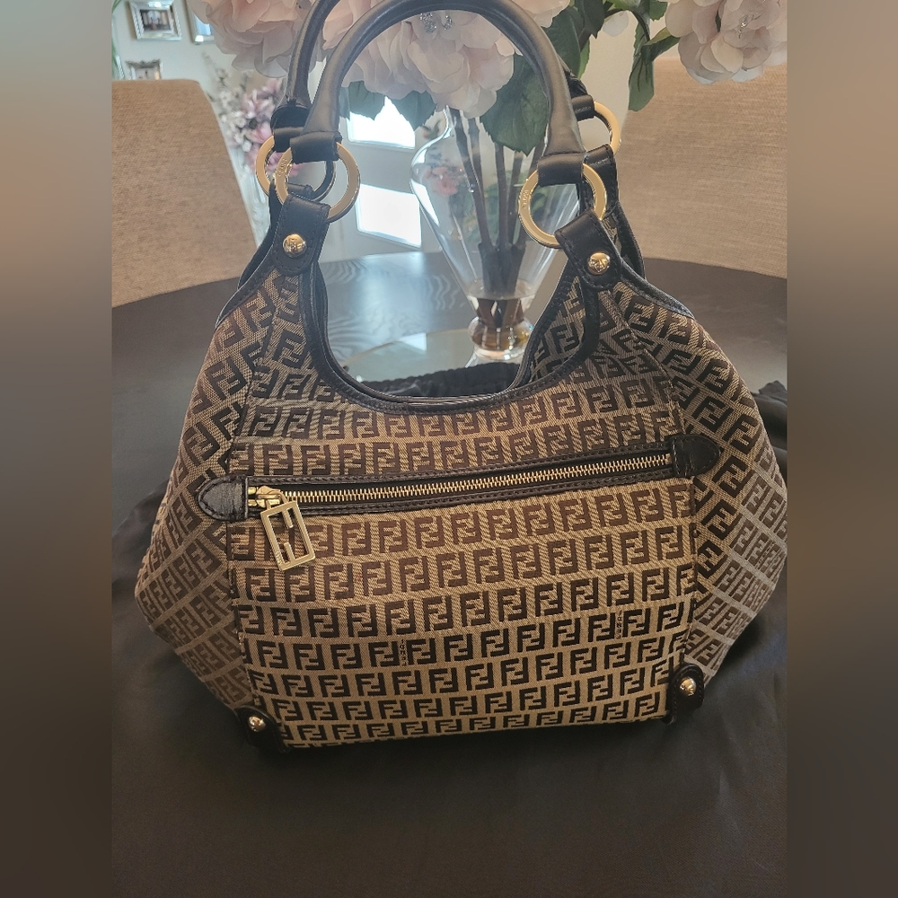 Does anyone know the name of this style??